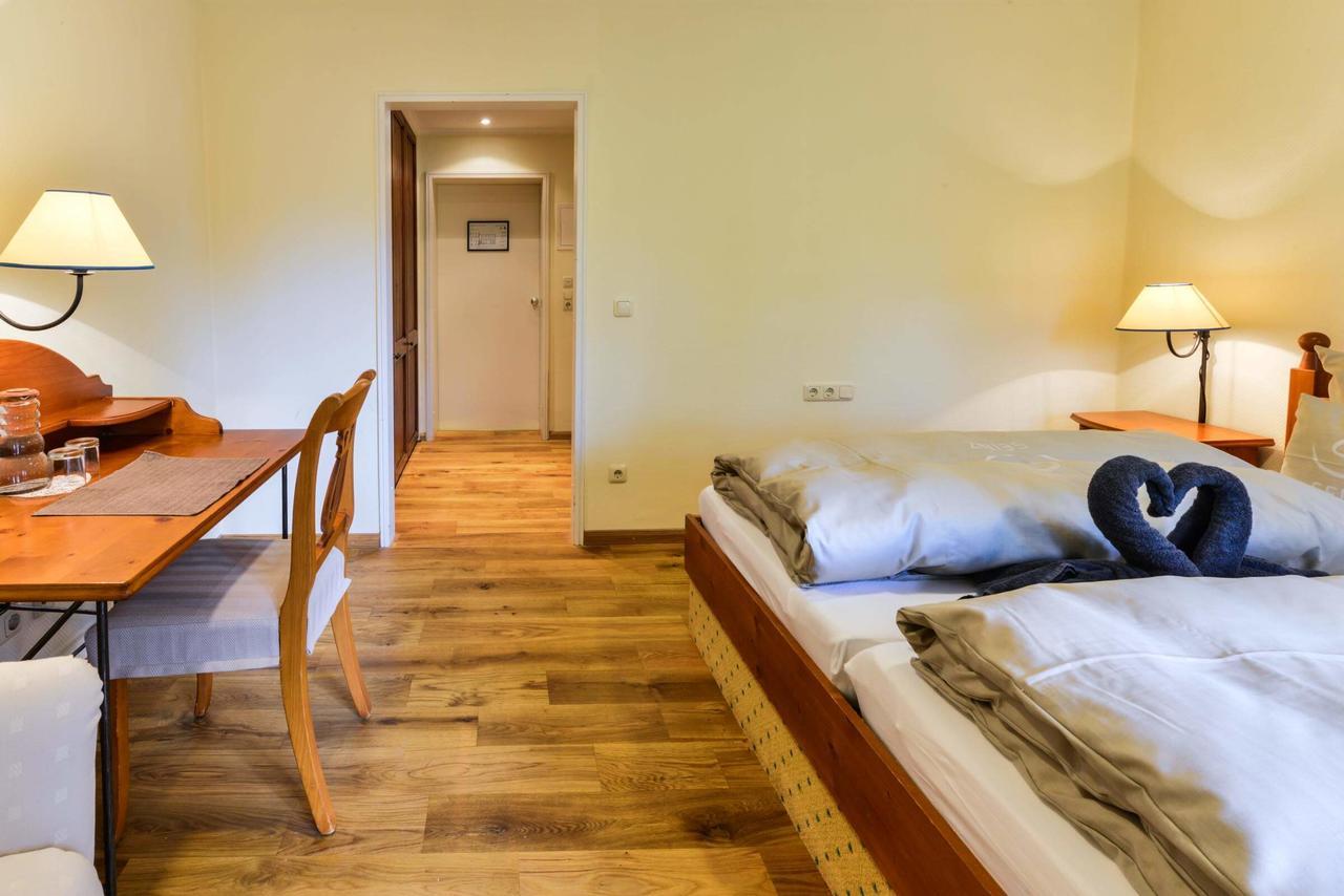 Seinz Wisdom Resort - Bio-Hotel Vegan-Vegetarisch Бад Колгруб Екстериор снимка
