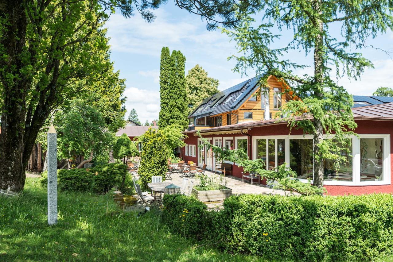 Seinz Wisdom Resort - Bio-Hotel Vegan-Vegetarisch Бад Колгруб Екстериор снимка