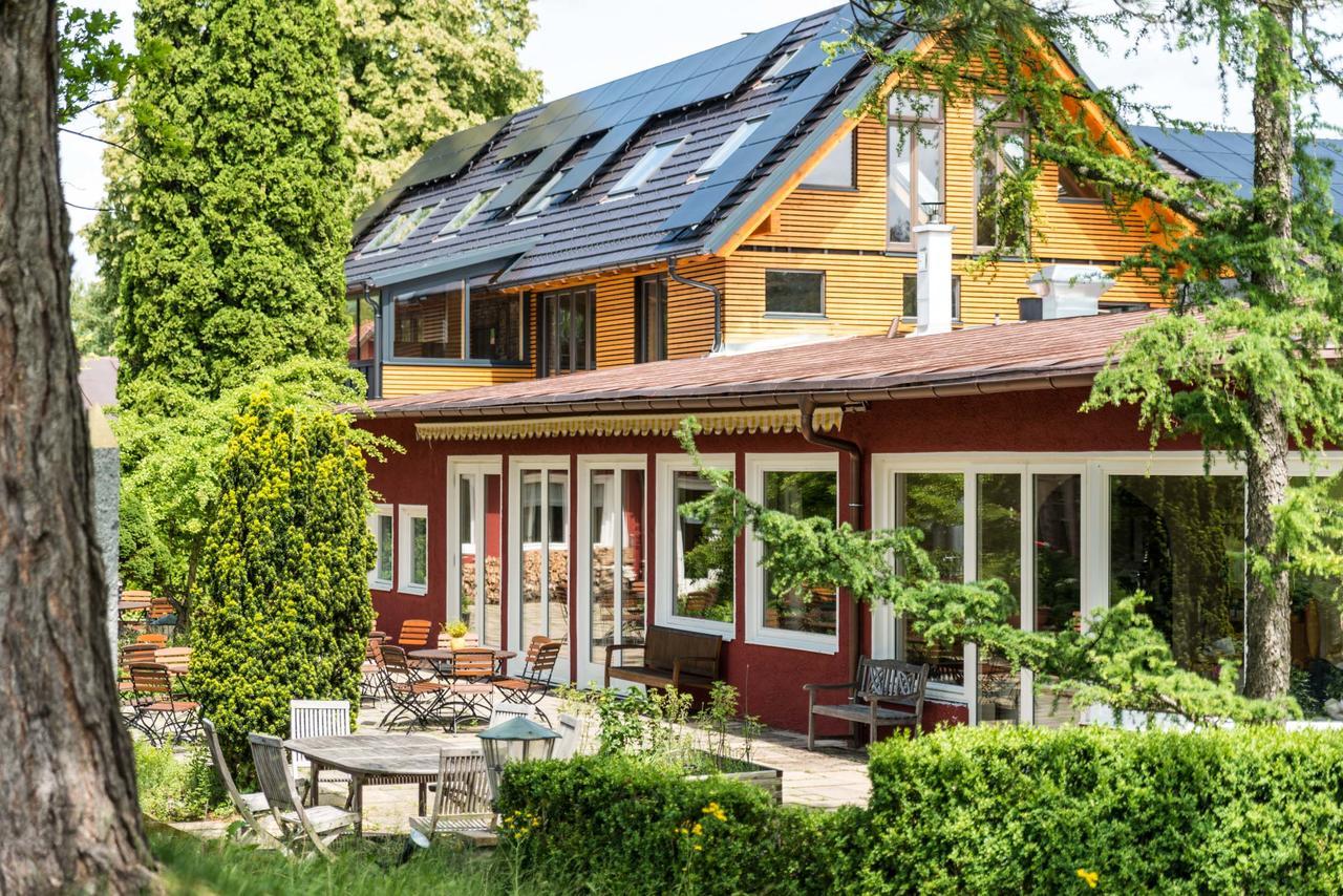 Seinz Wisdom Resort - Bio-Hotel Vegan-Vegetarisch Бад Колгруб Екстериор снимка